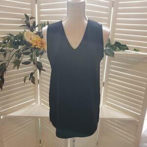 UNIQLO BLACK SILK SLEEVELESS TANK SIZE SMALL